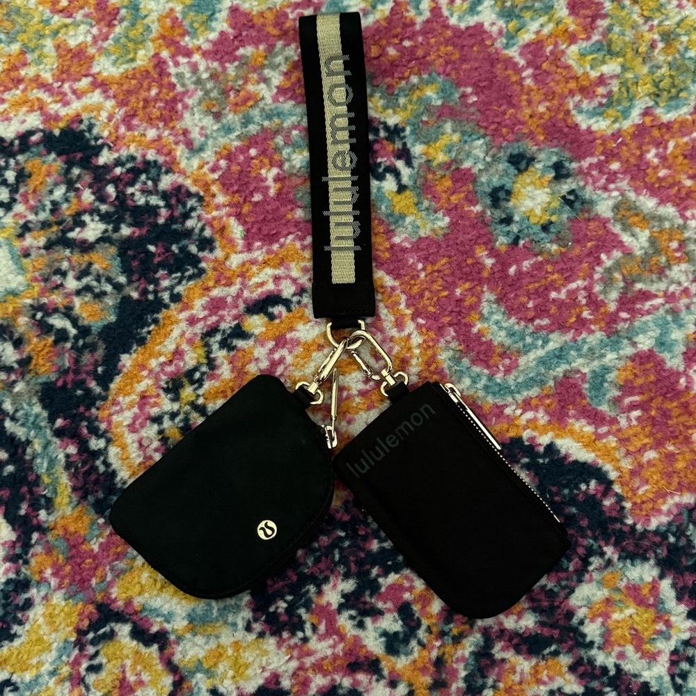 lululemon dual pouch keychain